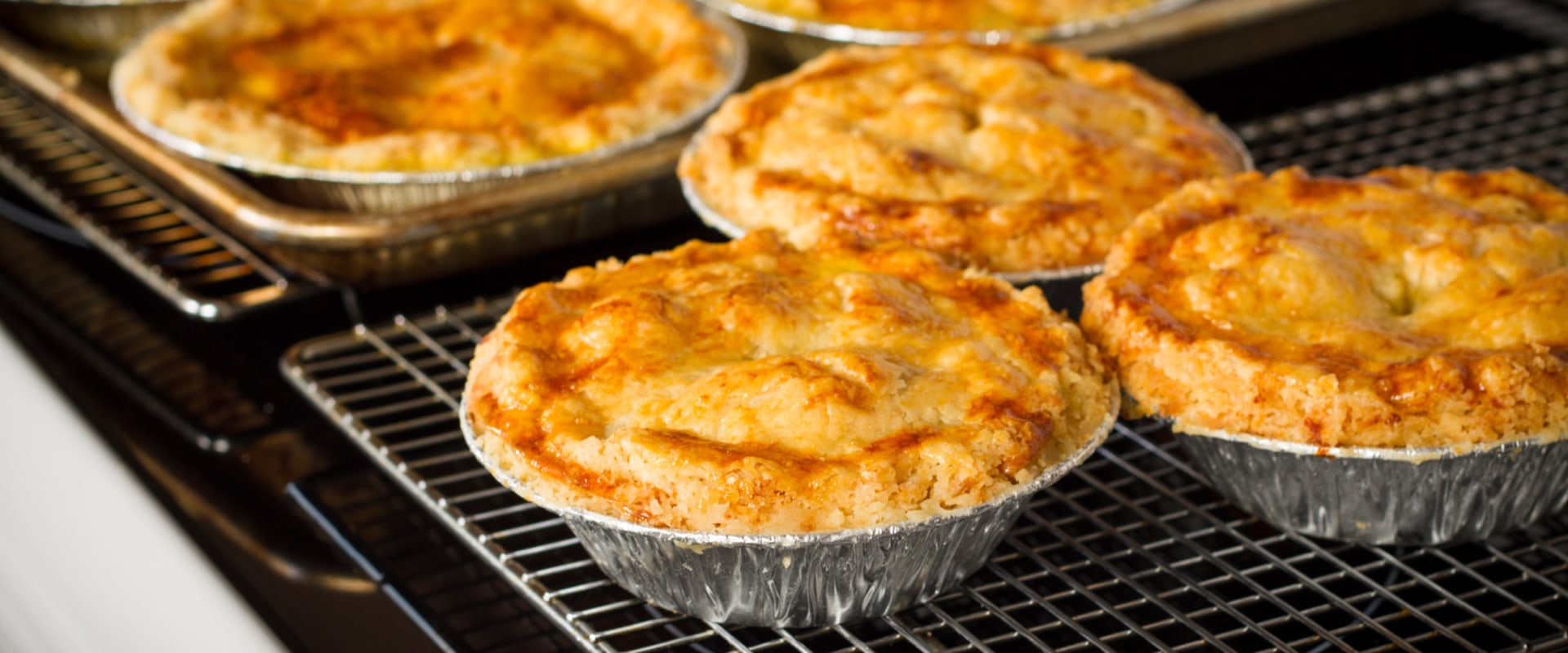 Discover the Delicious World of Meat Pies